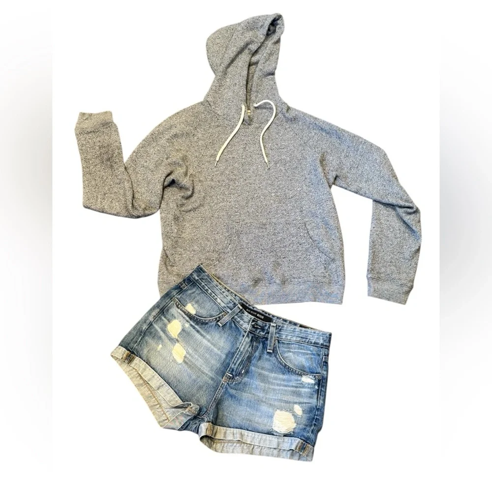 ARITZIA- Wlifred Free Wm's Hoodie S,paired w BIG STAR Distressed Denim Shorts 27